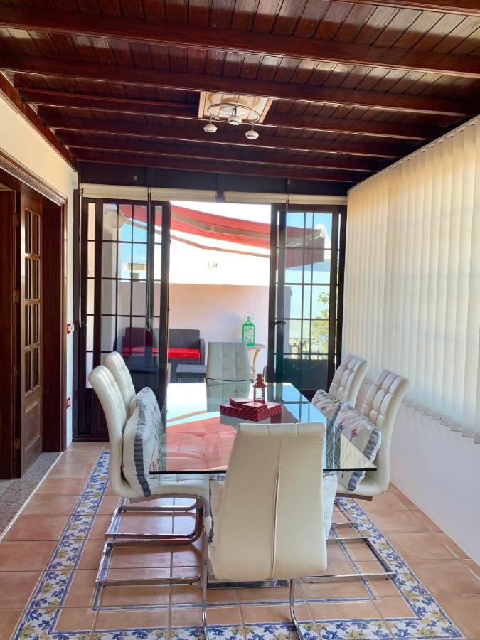 Lovely Villa Nico Playa Blanca, Hot Tub, Communal Pool Exterior foto