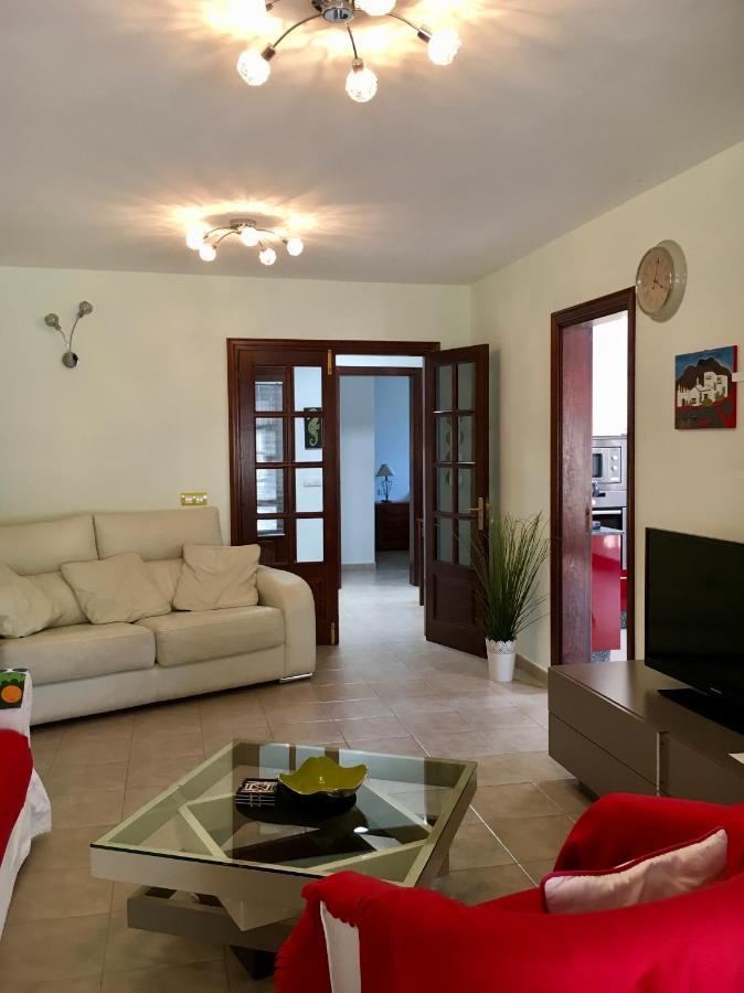 Lovely Villa Nico Playa Blanca, Hot Tub, Communal Pool Exterior foto