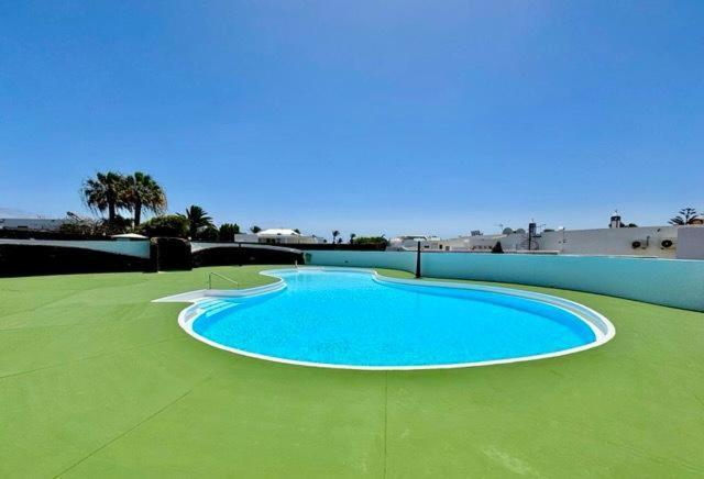 Lovely Villa Nico Playa Blanca, Hot Tub, Communal Pool Exterior foto